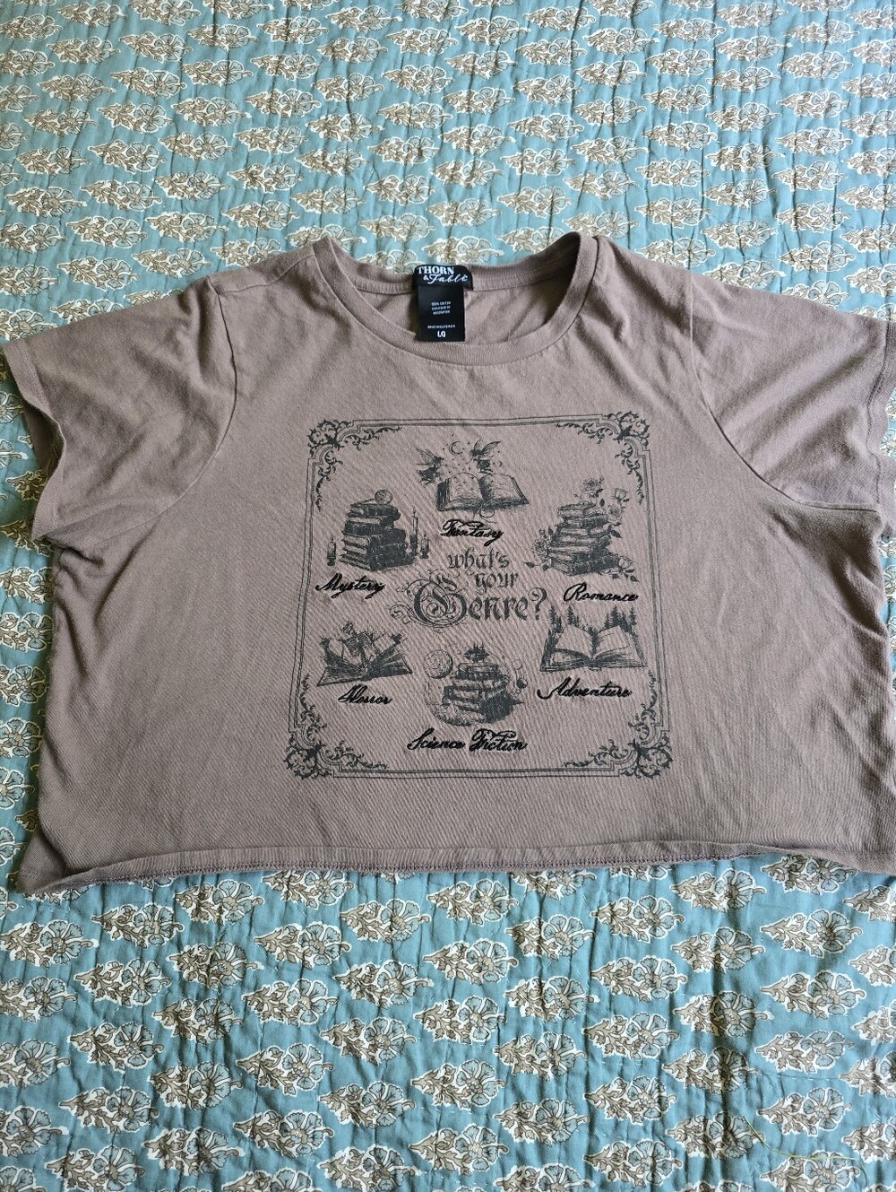 Thorn & Fable Cotton Books Cropped Graphic Tee Women's Size Large